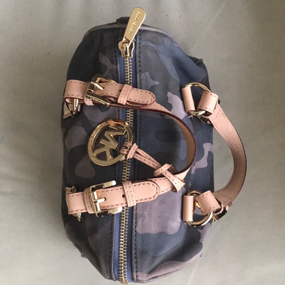 Vintage Michael Kors Camouflage Grayson Tote Bag. - Picture 3 of 13
